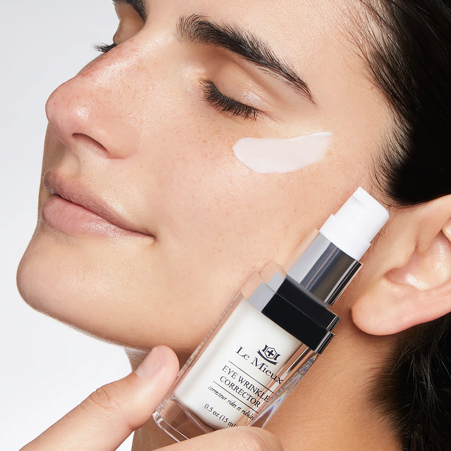 Le Mieux Eye Wrinkle Corrector