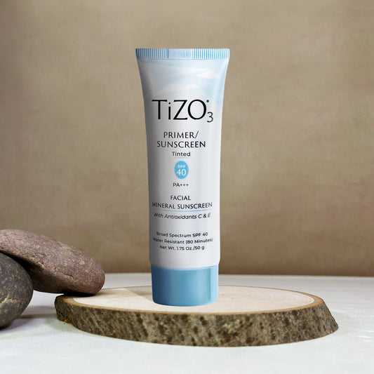 Tizo3 Primer/Sunscreen Tinted SPF 40 - Sayra